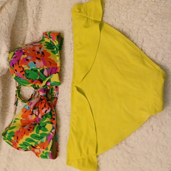 Aerie Bikini 36D/XL - Picture 2 of 6